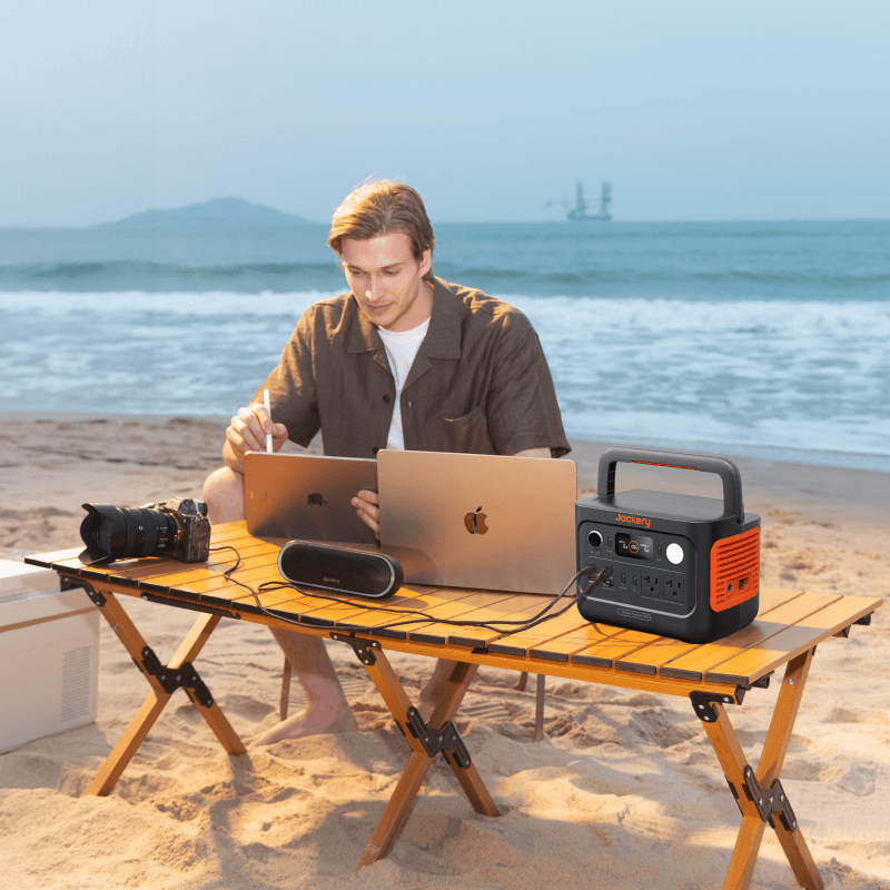 Jackery Solar Generator  300 v2